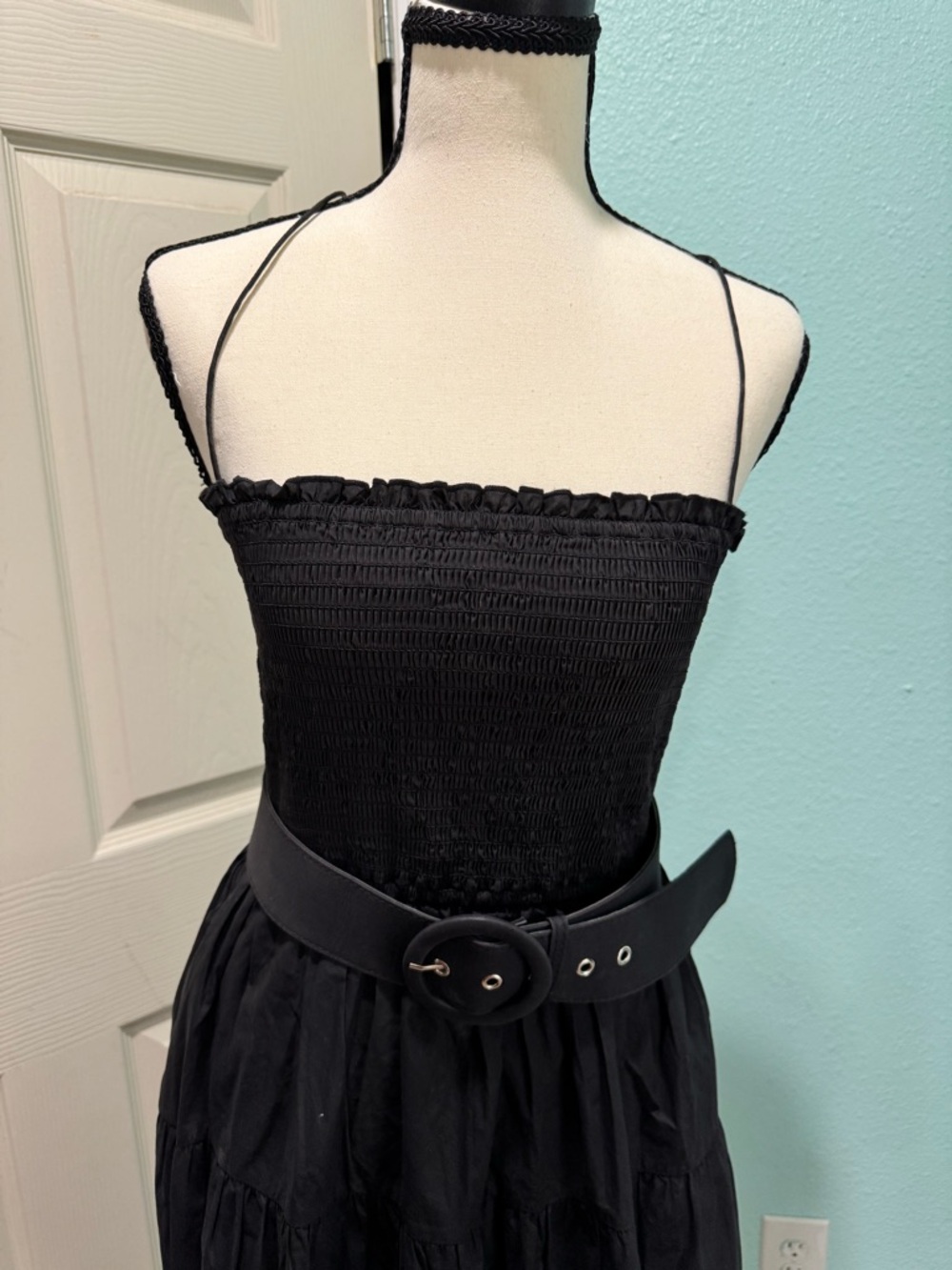 L'Academie The Nour Midi Dress in Black NWT - Picture 2 of 6